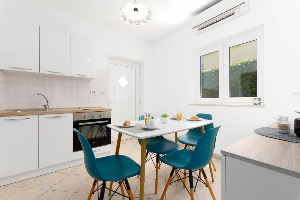 Apartment Lucija, Stinjan Póla Kültér fotó
