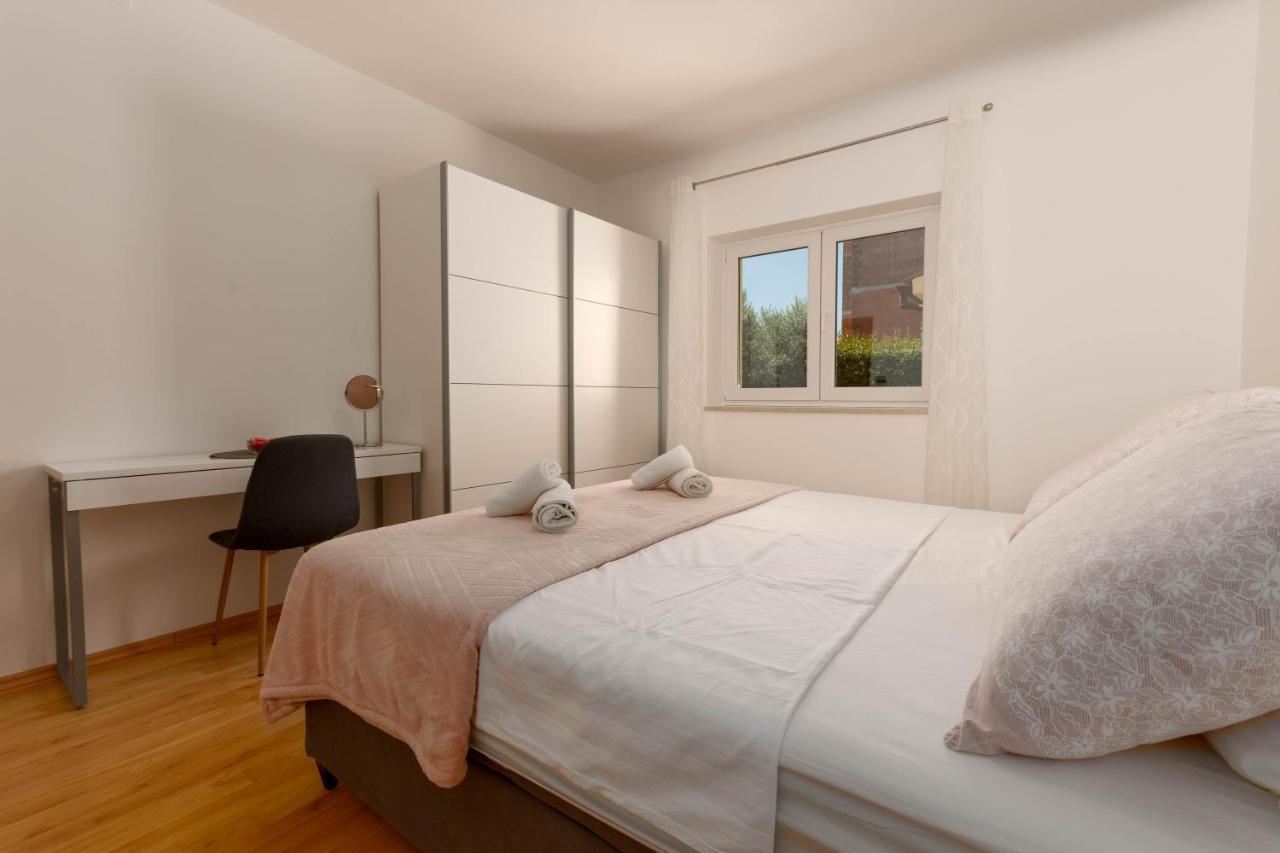 Apartment Lucija, Stinjan Póla Kültér fotó